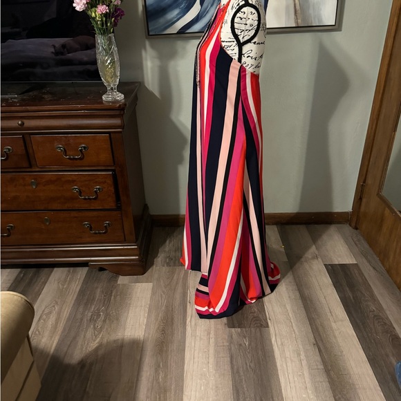 Bright & Beautiful! Vici Backless, Halter Dress with Slimming Vertical Lines - Picture 4 of 11